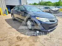 2014 Toyota CAMRY photo