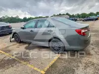 2014 Toyota CAMRY фото