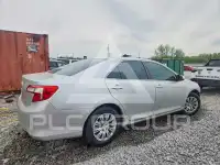 2014 Toyota CAMRY фото