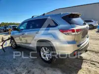 2014 Toyota Highlander photo