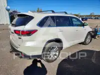 2014 Toyota Highlander photo