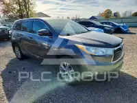 2014 Toyota Highlander photo
