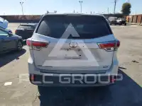 2014 Toyota Highlander фото