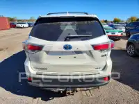 2014 Toyota Highlander photo
