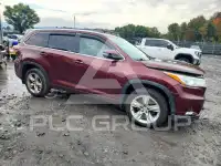 2014 Toyota Highlander photo