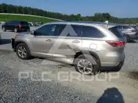 2014 Toyota Highlander photo