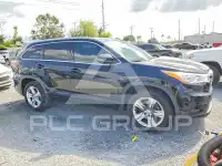 2014 Toyota Highlander photo