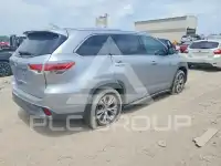2014 Toyota Highlander photo