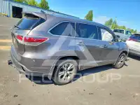 2014 Toyota Highlander photo