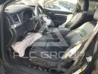 2014 Toyota Highlander фото