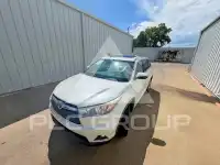 2014 Toyota Highlander photo