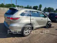 2014 Toyota Highlander photo