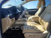 2014 Toyota Highlander photo
