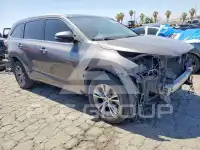 2014 Toyota Highlander фото
