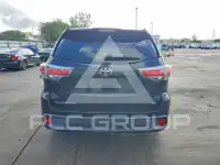 2014 Toyota Highlander photo