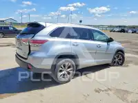 2014 Toyota Highlander photo