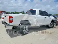 2014 Toyota TUNDRA photo