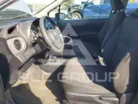 2014 Toyota YARIS фото