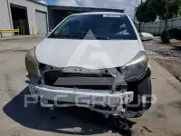 2014 Toyota YARIS фото