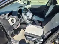 2014 Toyota YARIS фото