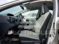 2014 Toyota PRIUS фото