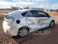 2014 Toyota PRIUS photo