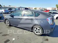 2014 Toyota PRIUS фото