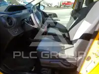 2014 Toyota PRIUS фото