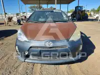 2014 Toyota PRIUS photo
