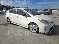 2014 Toyota PRIUS фото