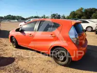 2014 Toyota PRIUS фото