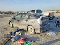2014 Toyota PRIUS фото