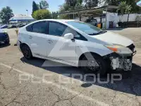 2014 Toyota PRIUS фото