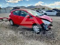 2014 Toyota PRIUS фото