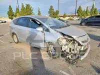 2014 Toyota PRIUS фото