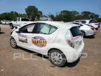 2014 Toyota PRIUS photo