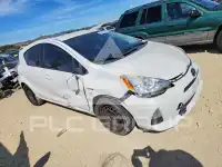 2014 Toyota PRIUS photo