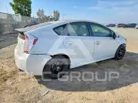 2014 Toyota PRIUS фото