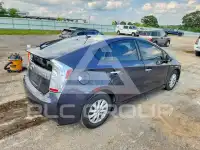 2014 Toyota PRIUS фото