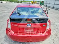 2014 Toyota PRIUS фото