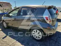 2014 Toyota PRIUS фото