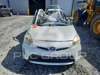 2014 Toyota PRIUS photo