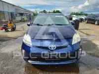 2014 Toyota PRIUS фото