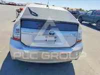 2014 Toyota PRIUS photo