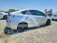 2014 Toyota PRIUS photo