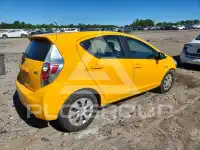 2014 Toyota PRIUS фото