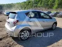 2014 Toyota PRIUS фото