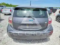 2014 Toyota PRIUS фото