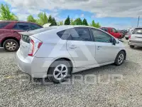 2014 Toyota PRIUS фото