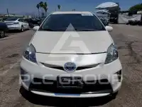 2014 Toyota PRIUS фото